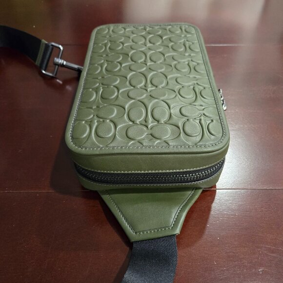 Coach Sullivan Pack In Signature Leather (Gunmetal/Dark Shamrock) - Picture 8 of 12